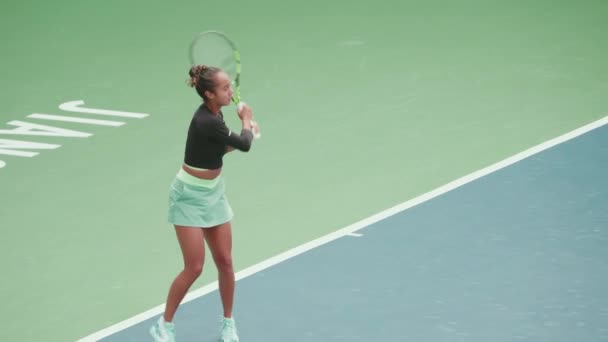 Leylah Annie Fernandez Xiaodi Usted Torneo — Vídeo de stock