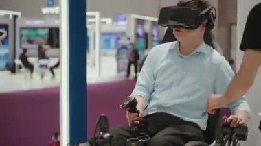 Pekin 'deki ICT sergisinde Çin mobil teknoloji kabini