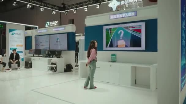 China Stand Tecnología Móvil Exposición Tic Beijing — Vídeo de stock