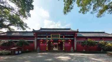 Çin tapınağının güzel mimarisi 