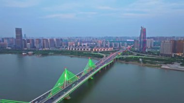 Nanchang, Çin 'deki kentsel mimarinin insansız hava aracı görüntüsü