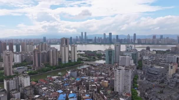 Αεροφωτογραφία Κηφήνας Του Τοπίου Της Πόλης Και Τις Μεταφορές Nanchang — Αρχείο Βίντεο
