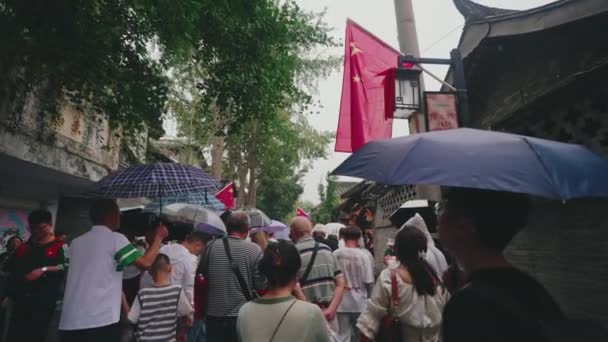 People Walking Rain Ancient Town China — Stock Video