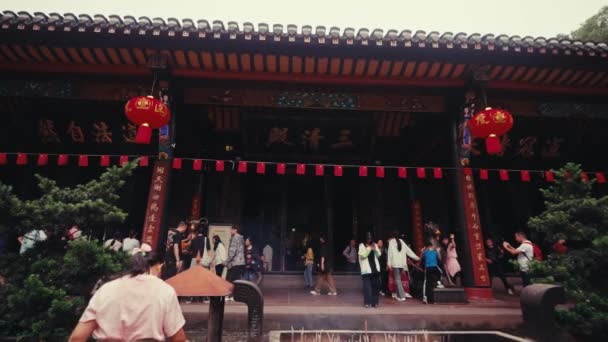 Баогуан Сяючий Скарб Буддійський Храм Ченду Сичуань Китай — стокове відео