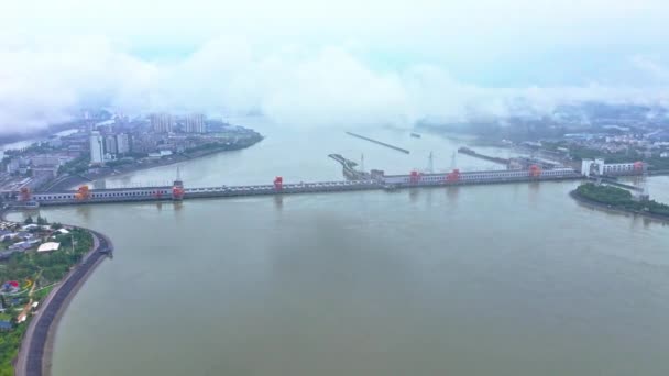 Fotografía Aérea Asia China Gezhouba Presa Río Yangtze — Vídeo de stock