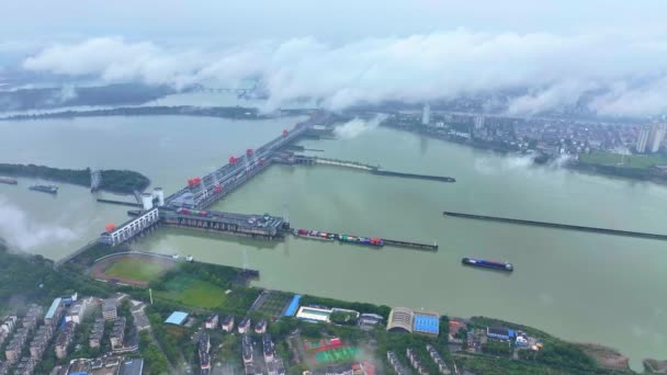 Vista Aérea Asia China Gezhouba Presa Río Yangtze — Vídeos de Stock