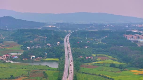 Vista Diurna Carretera Con Coches Ciudad Asiática — Vídeos de Stock