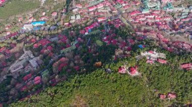 Çin 'de ünlü bir turizm merkezi olan lu dağının sonbahar manzarası.