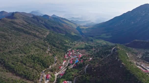 中国著名旅游胜地 鹿山风景的鸟瞰 — 图库视频影像
