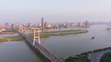 Nanchang şehrinin hızlandırılmış şehir mimarisi manzarası