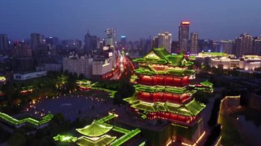 Nanchang şehrindeki Tengwang Pavyonu 'nun havadan görünüşü, Çin