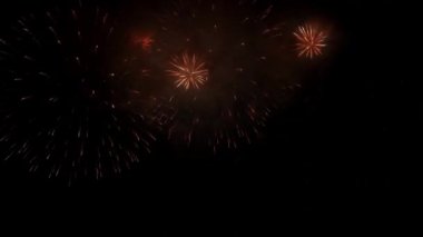 Büyük ölçekli havai fişek gösterisi