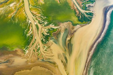 Çin 'de Poyang Gölü' nün güzel bir nehri manzarası.