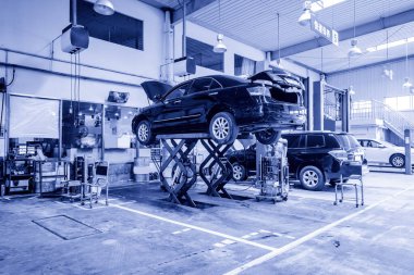 Otomatik tamir fabrikası görünümü 