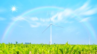 Grup modern yel değirmenleri elektrik Yenilenebilir enerji üretimi için