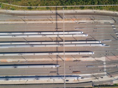 Yüksek hızlı tren nakil istasyonu