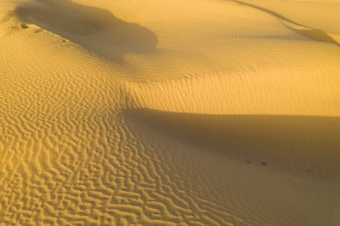 Xinjiang, Çin, Çölün güzel manzarası       