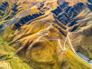 Dağların güzel manzarası, doğa manzarası.