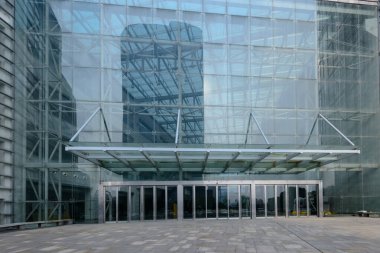 Asya şehrindeki modern mimari binası