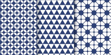 Bir dizi kusursuz desen. Mavi gölgeli geometrik desen. Zigzaglar, daireler, elmaslar, üçgenler ve çizgiler