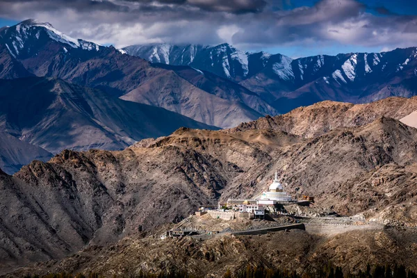 Pagode Alta Montanha Pano Fundo Himalaia — Fotografia de Stock