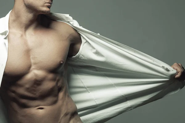 Concepto Seducción Retrato Guapo Modelo Masculino Musculoso Camisa Clásica Pantalones — Foto de Stock