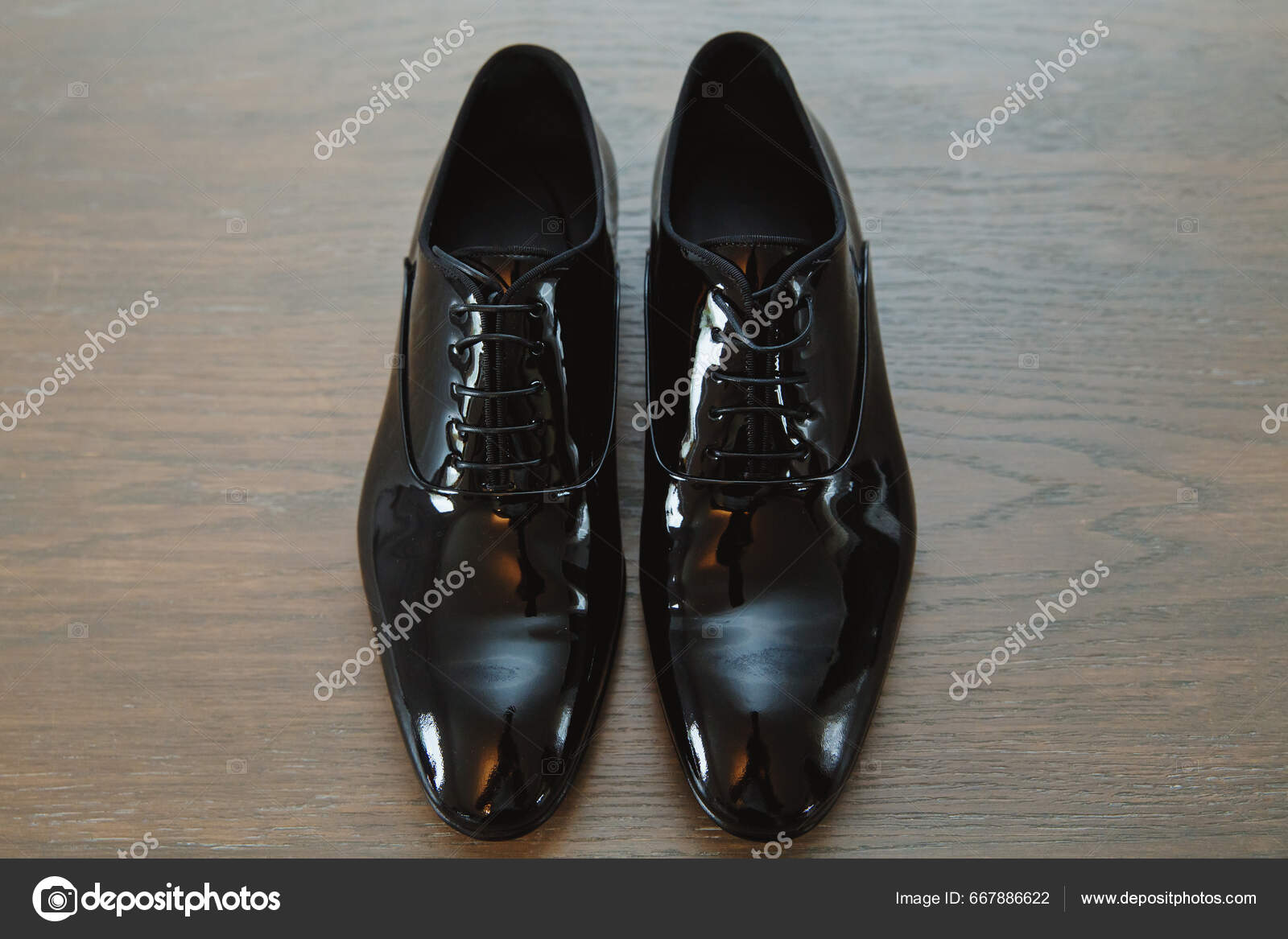 Fekete Férfi Cipő Vőlegény Esküvői Cipő Állítsa Vőlegény Kiegészítők Lágy —  Stock Fotó © Leo-nik #667886622