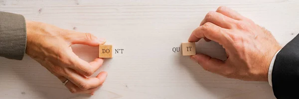 Wide View Image Hands Businesswoman Businessman Assembling Dont Quit Sign — Stock Photo, Image