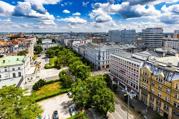 Poznan, Polonya - Temmuz 2022: Şehrin panoraması ve 