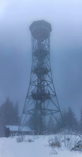 Klodzko Polônia Janeiro 2023 Torre Observação Topo Montanha Klodzka Atrás — Fotografia de Stock