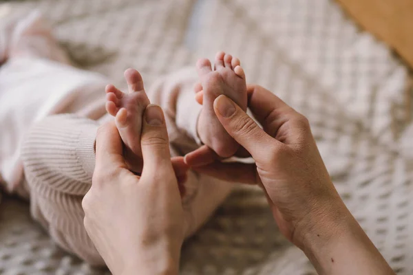 Mum Making Baby Massage Mother Massaging Infant Bare Foot Preventive — Stock Photo, Image