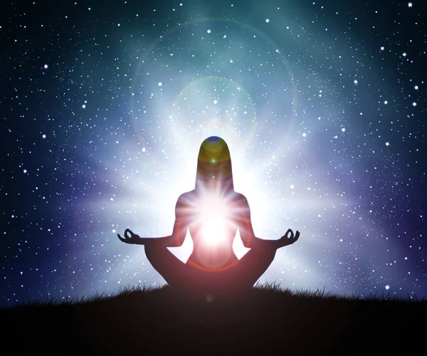 Силуэт Молодой Женщины Практикует Йогу Медитирует Вершине Горы Ночным Небом — стоковое фото