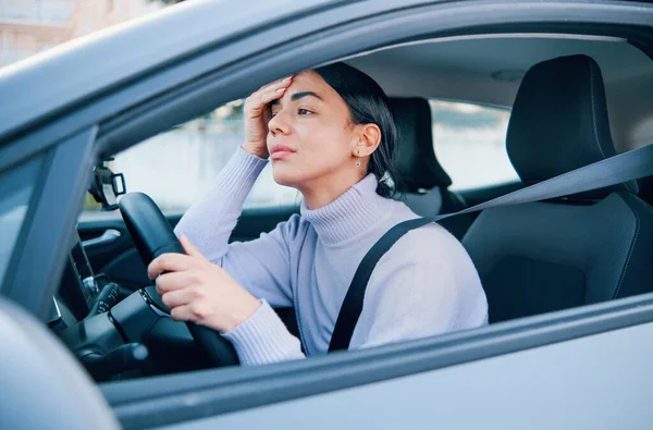 Vrouw Lijdt Nekpijn Auto Ongeluk Stapel — Stockfoto