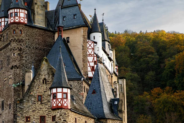 Замок Елтц Середньовічний Замок Розташований Німеччині Рейнланд Пфальц Мозель Чудовий — стокове фото