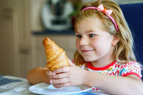 Smiling Child Breakfast Food Happy Kids Girl Eating Croissant Cute — Stock Photo, Image