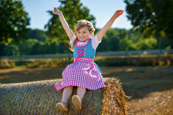 Cute Little Kid Girl Traditional Bavarian Costume Wheat Field Happy — Stok fotoğraf