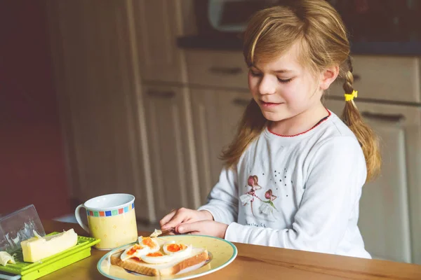 Little Smiling Girl Have Breakfast Home Preschool Child Eating Sandwich — Stock Photo, Image