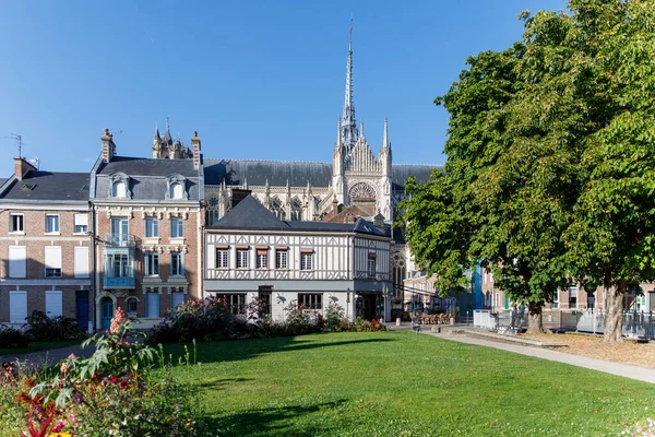 Amiens França Agosto 2022 Ruas Cidade Com Velhas Protuberâncias Edifício — Fotografia de Stock