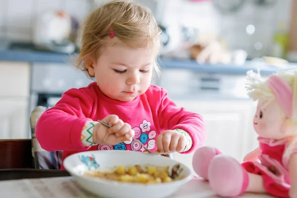 Adorable Baby Girl Eating Fork Vegetables Pasta Food Child Feeding — Stock Photo, Image
