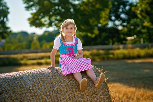 Cute Little Kid Girl Traditional Bavarian Costume Wheat Field Happy — Stok Foto