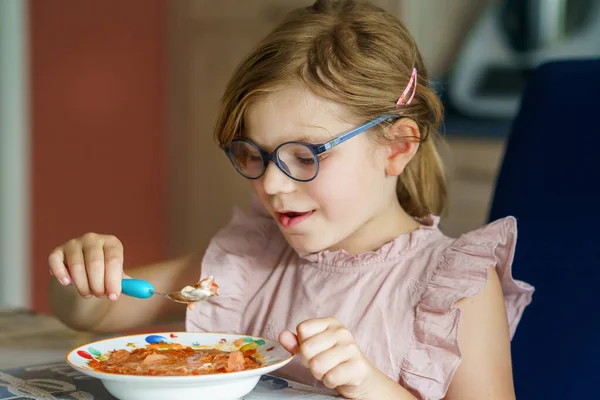 Little Preschool Girl Eating Spoon Vegetable Potato Soup Healthy Food — Fotografia de Stock
