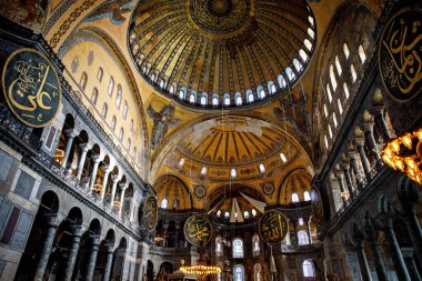 Ayasofya, Ayasofya, İstanbul, Türkiye, Bizans mimarisi, kent simgesi ve mimari dünyası.