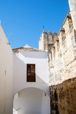 Arcos de la frontera sokakları, pueblos blancos bölgesi, Endülüs, İspanya, Avrupa.