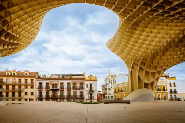Dřevěná Stavba Metropol Parasol Nachází Staré Čtvrti Seville Španělsku Prázdné — Stock fotografie