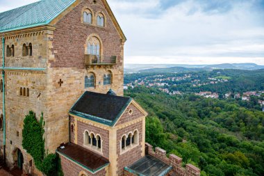 Wartburg Kalesi 'nin havadan görüntüsü. Almanya 'nın Thüringen kentindeki UNESCO dünya mirası.