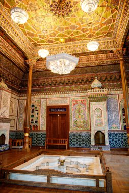 Taşkent, Özbekistan - 26 Mart 2024: Özbekistan Devlet Uygulamalı Sanatlar Müzesi.