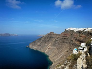 Santorini 'nin panoramik manzarası, Cyclades Adası, Yunanistan. Güzel Oia Köyü