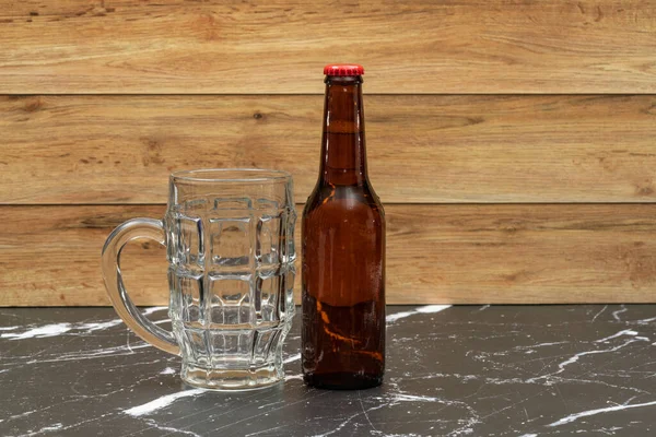 Bier Gouden Fles Met Glas Voor Bier — Stockfoto