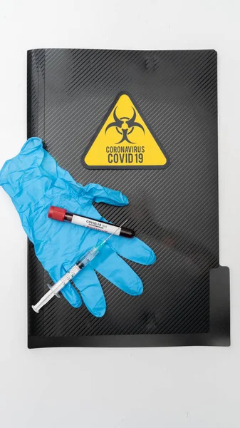 Covid Coronavirus Infected Blood Sample Sample Tube Vaccine Injectiespuit Het — Stockfoto