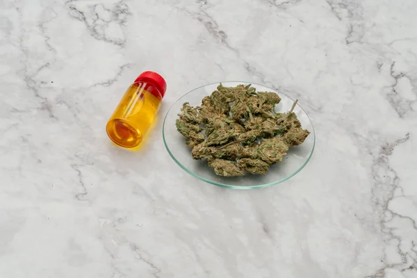 Marijuana Cannabis Medicinal Ízület Egy Üveg Tartályban Orvosi Kivonat Kannabisz — Stock Fotó